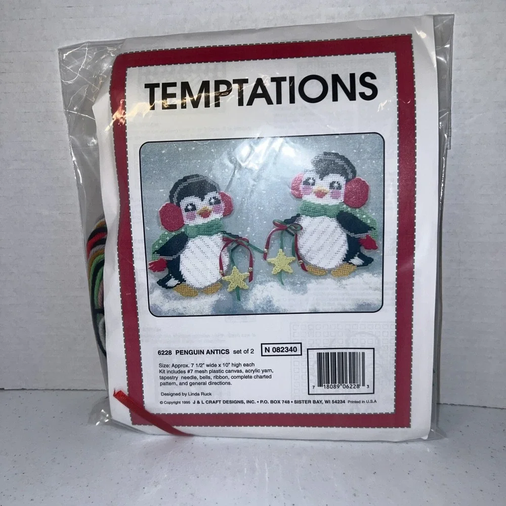 Temptations 1995 Kit 6228 Penguin Antics Yarn Art J&L Craft Plastic Canvas